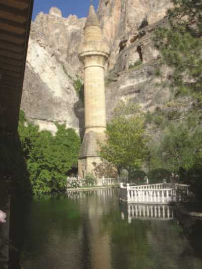 Somuncubaba camii minaresi